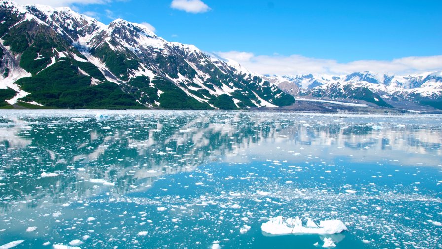 Amazing Alaska Glacier Mountains