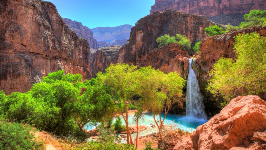 Beautiful Havasu Falls Canyon in Arizona