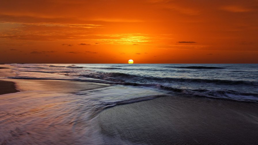 Beautiful Orange Sunset on Sea