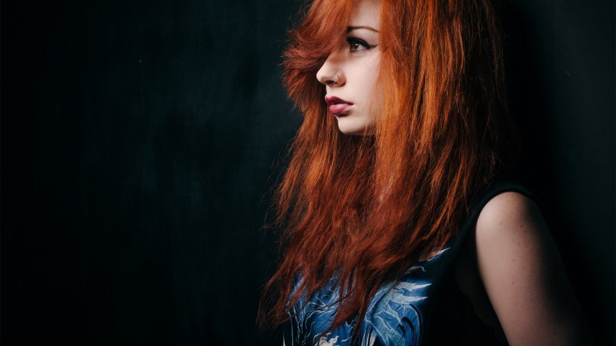 Beautiful Redhead Pretty Girl with Cute Face