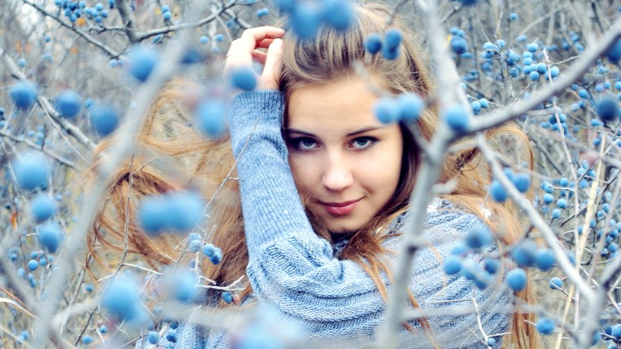 Beautiful Teen Girl with Cute Face in the Spring Park