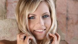 Jenni Gregg Pretty Young Smiling Blonde Girl