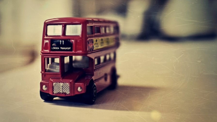Toy England Bus