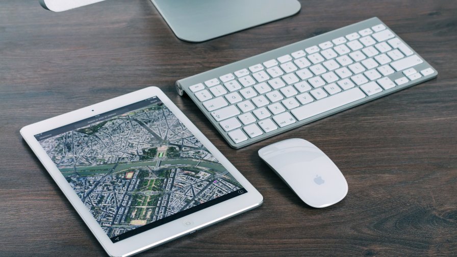 Apple iPad and Keyboard