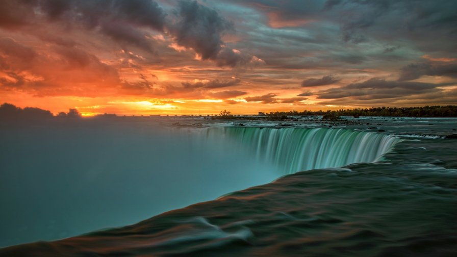 Niagara Waterfall and Sunset