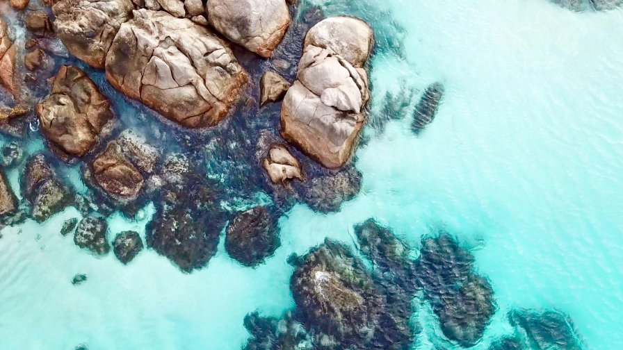 Rocks in Pure Water